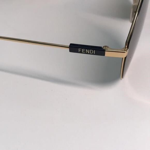 NEW Fendi FE40080U 30E Aviator Sunglasses – Gold / Brown 65mm – 100% Authentic - Picture 10 of 11
